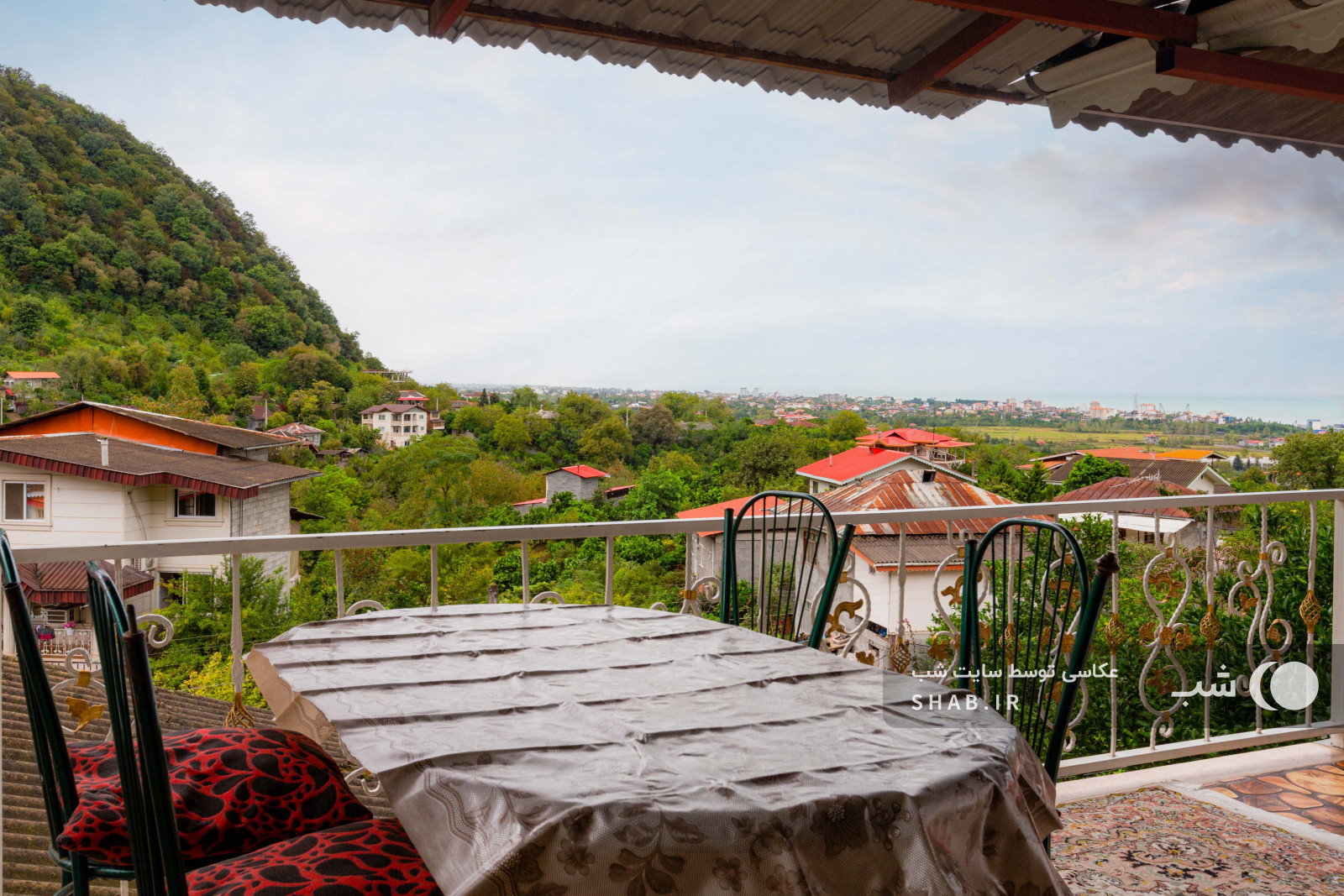 ویوی بالکن ویوی بالکن