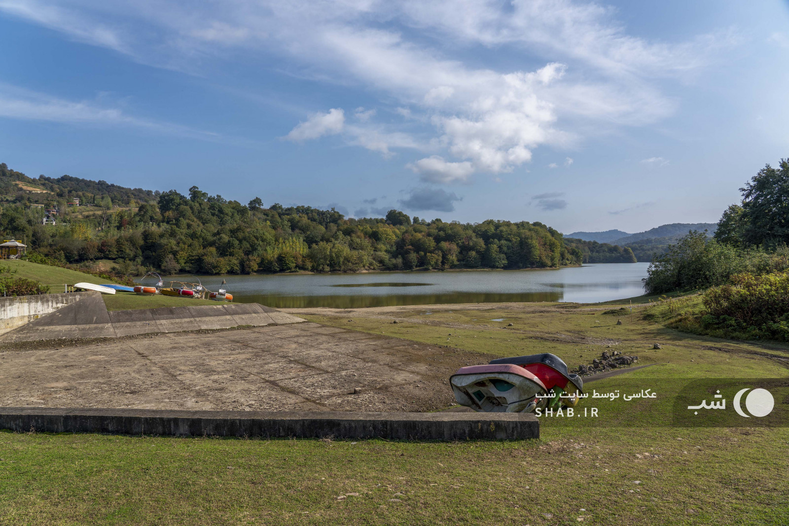 محوطه اطراف اقامتگاه محوطه اطراف اقامتگاه