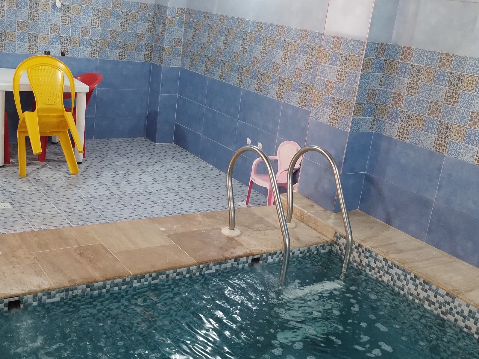 استخر