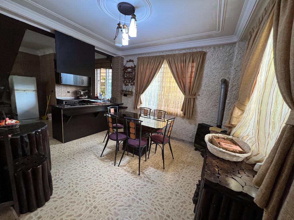 میز نهارخوری