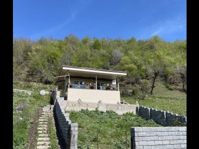 ویلای جنگلی با چشم انداز عالی