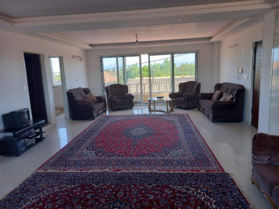 آپارتمان ساحلی دریا کنار