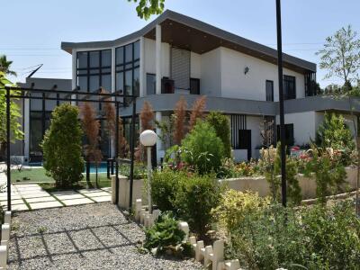 باغ ویلای استخردار پارادایس