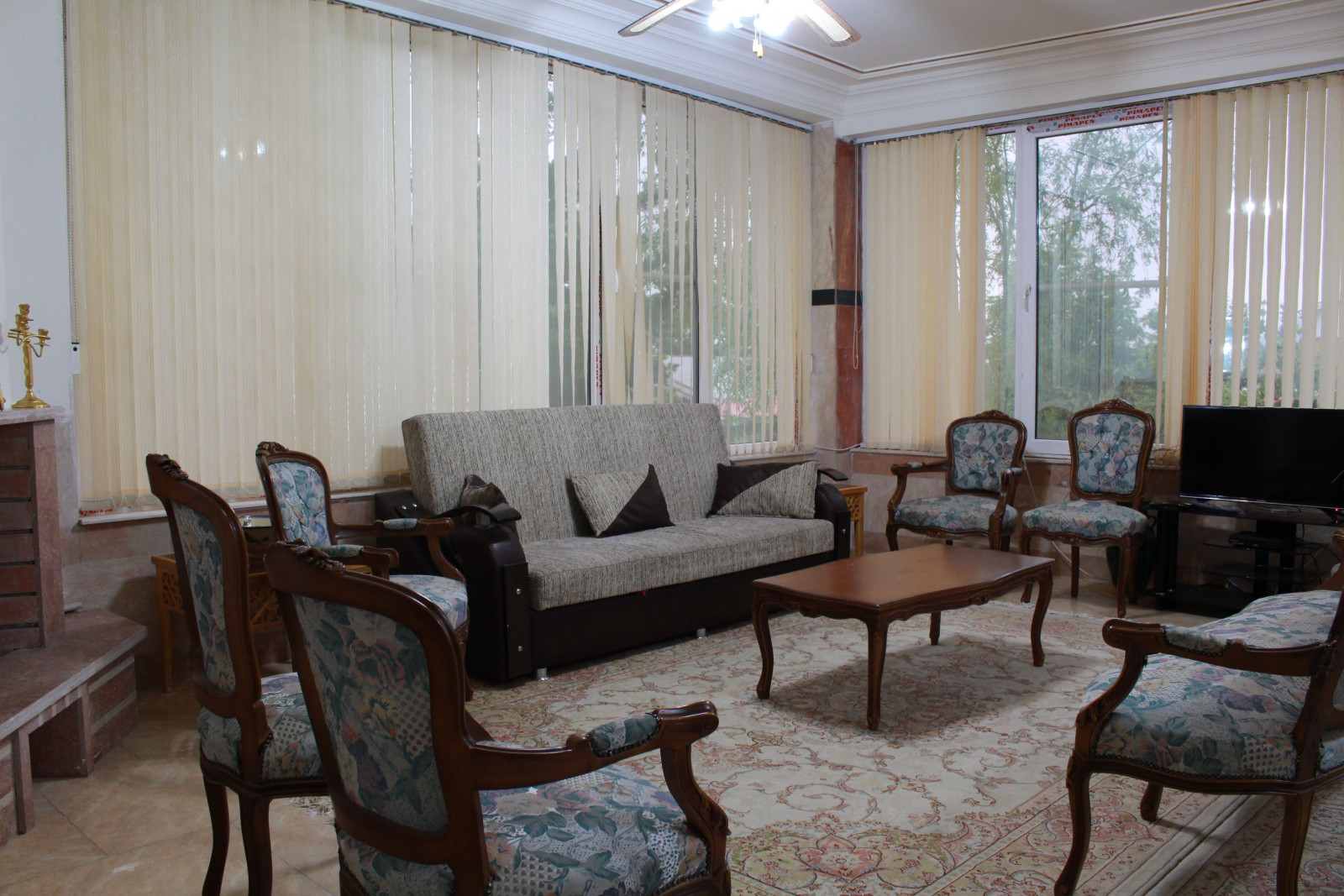 اتاق پذیرایی