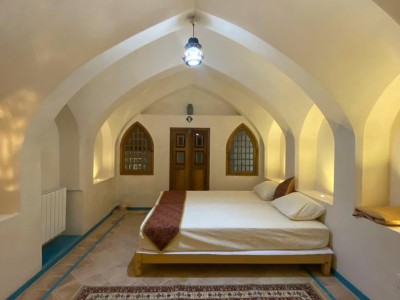 سرای سنتی نفیس "اتاق فیروزه"