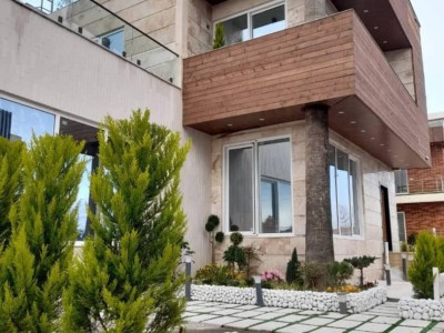 ویلا لوکس استخردار