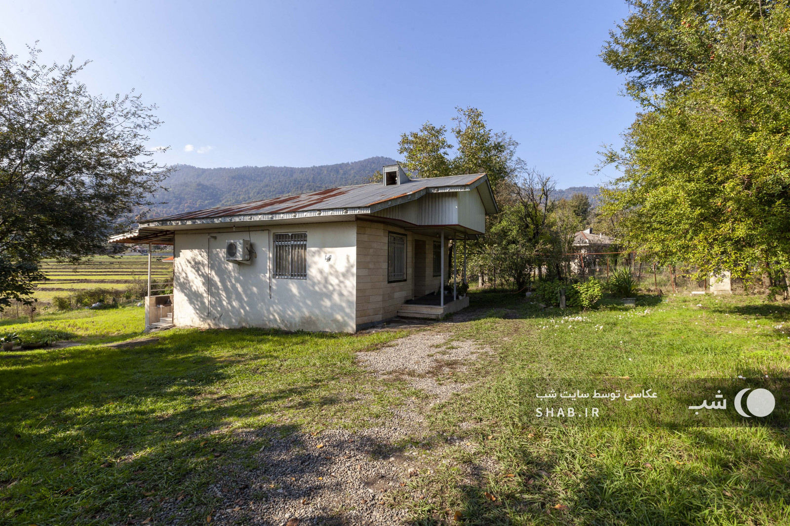 محوطه اقامتگاه