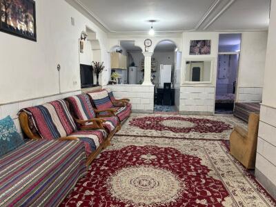 اقامتگاه مبله عمو غلام (طبقه همکف)