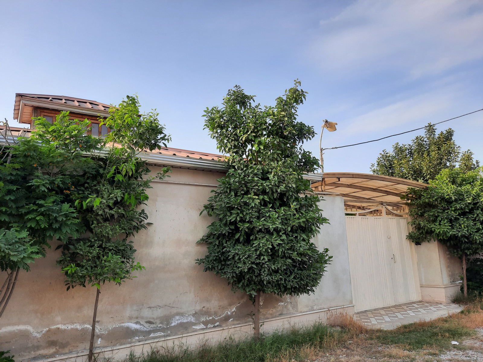 نمای سوییت از کوچه