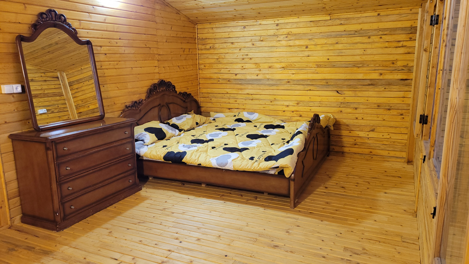 اتاق خواب ۲