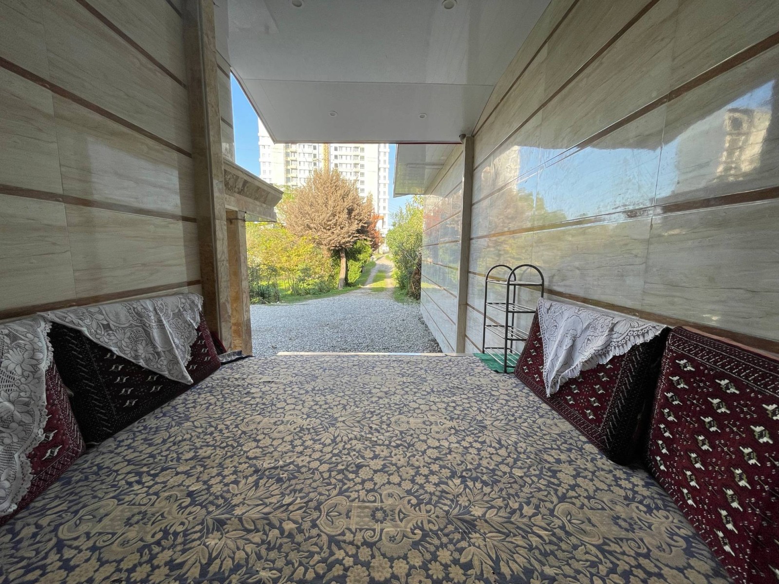 ورودی اقامتکاه ورودی اقامتکاه