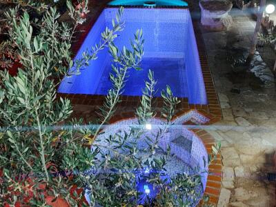 دوبلکس سه خواب استخر و جکوزی با اب گرم در ویلاشهر