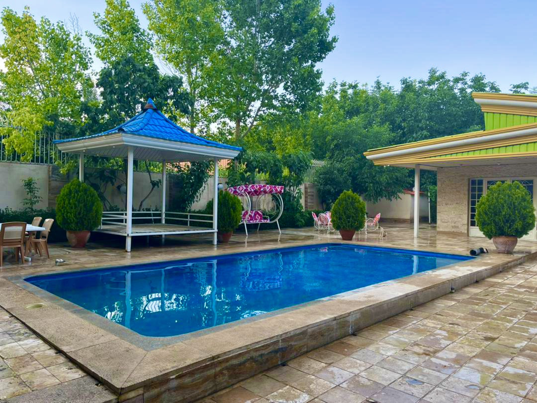 استخر استخر