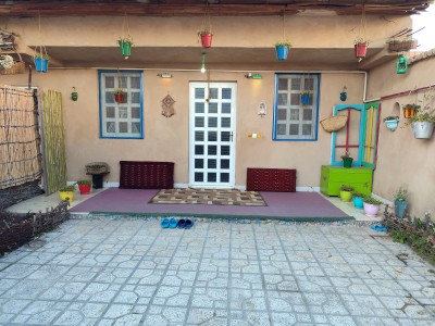 اقامتگاه ویلایی سنتی با حیاط دربست (واحد 2)