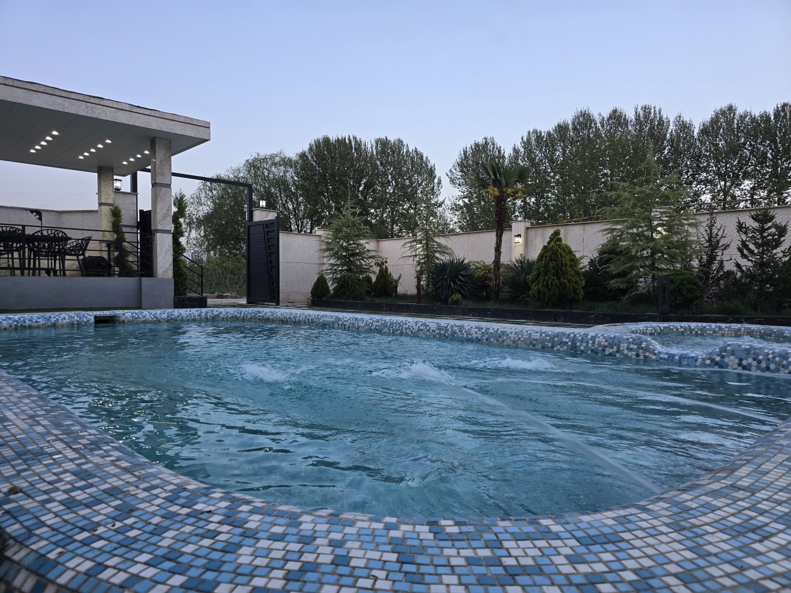 استخر استخر