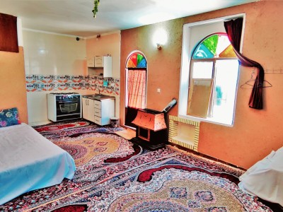 سرای سنتی ستاره کویر (اتاق 1)