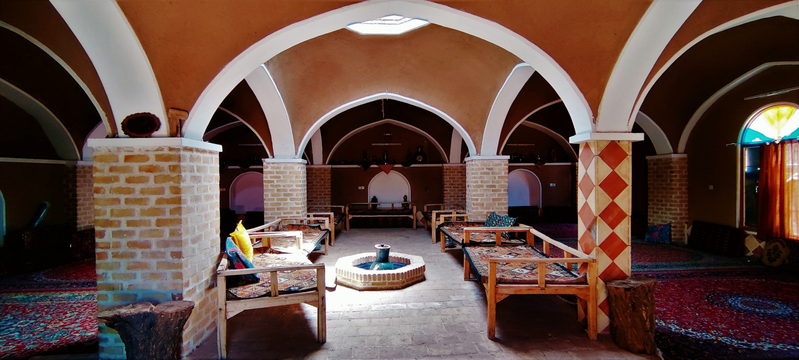 شبستان بومگردی شبستان بومگردی