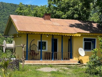 ویلای کاملا سنتی دنج بدون مشرف با حیاط دربست