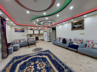 واحد حوری لوکس، طبقه دوم