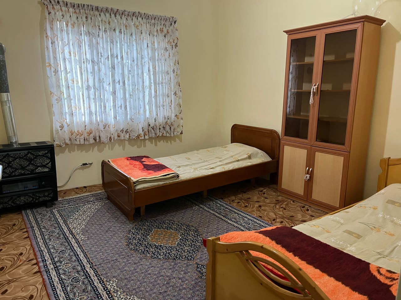 اتاق 1