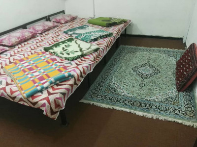 مهمانسرا اقتصادی تمیز و مرتب "4 تخته"