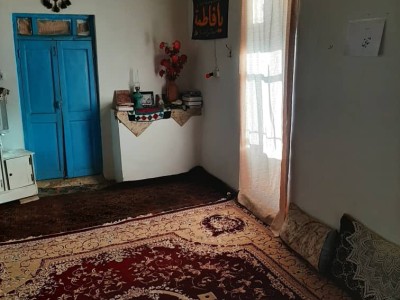 اقامتگاه بومگردی حاج عطا(اتاق شقایق)