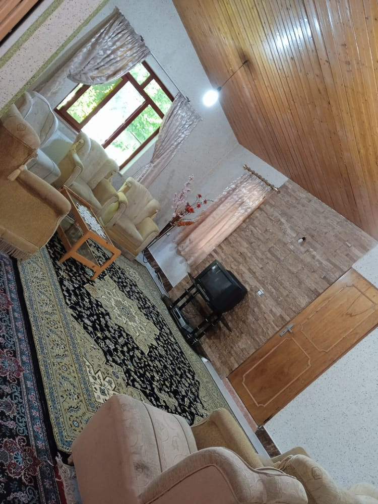 اتاق پذیرایی حیاط