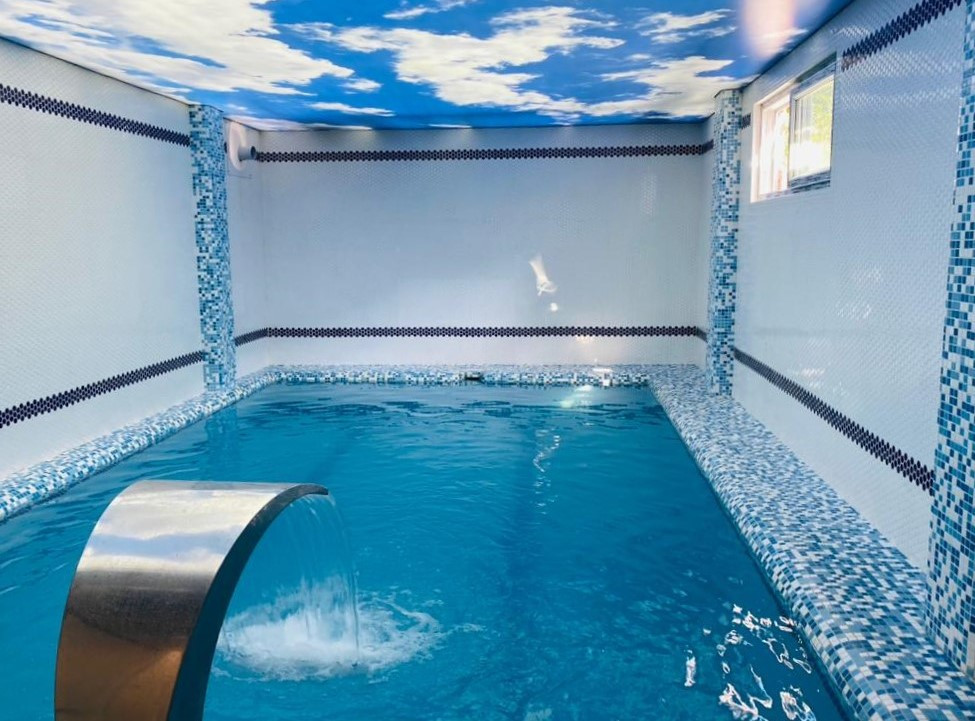 استخر استخر