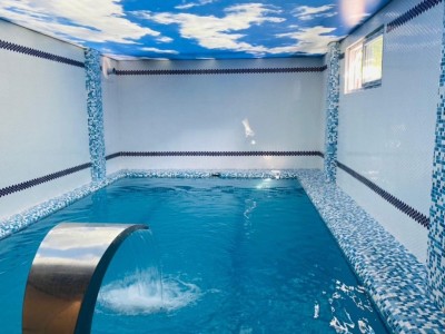 ویلا بااستخر ودوچرخه کوهستان وفوتبال دستی