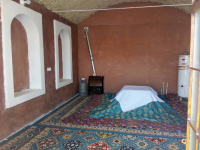 اتاق 28 متری کاروانسرای لیلی و مجنون مرنجاب (3)