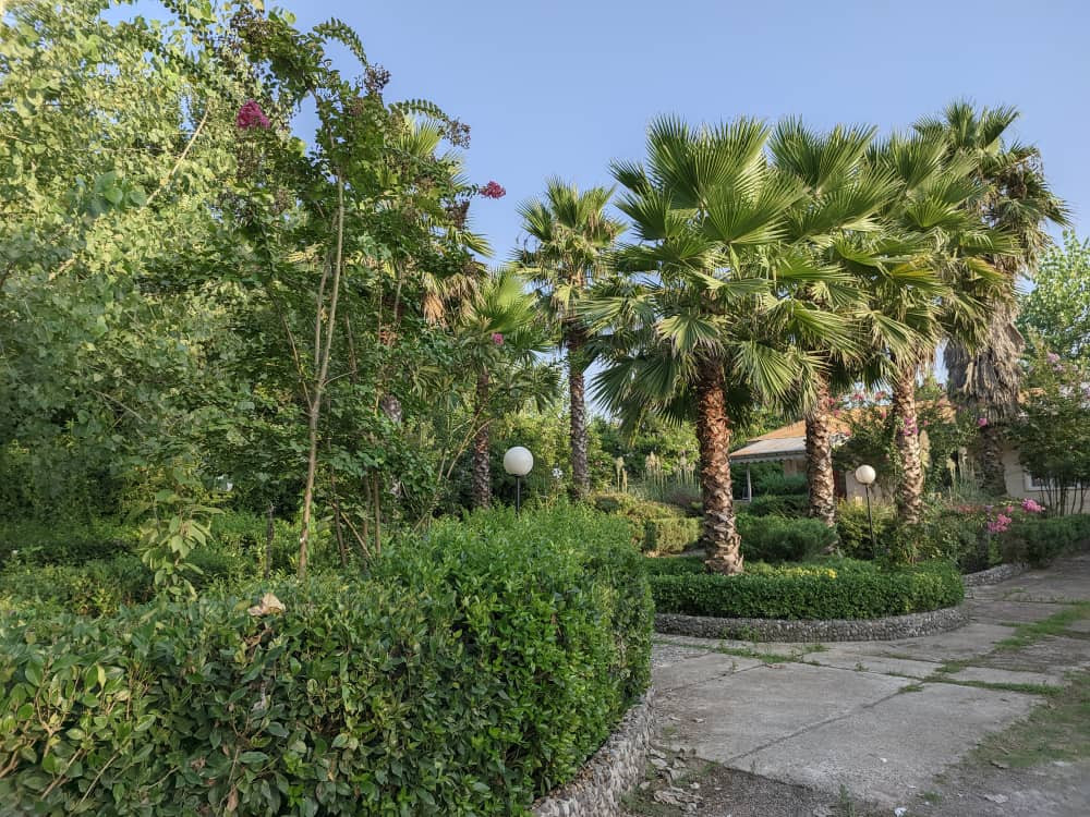 محوطه اقامتگاه