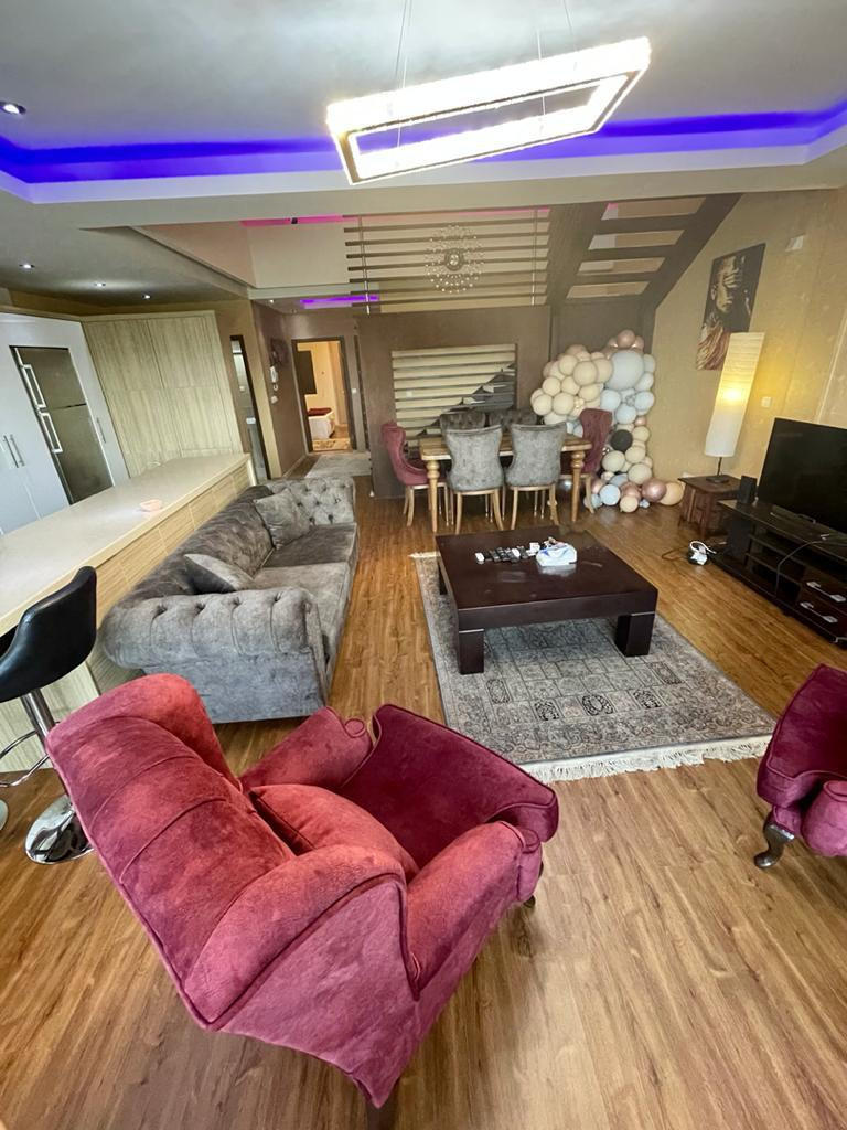 اتاق پذیرایی