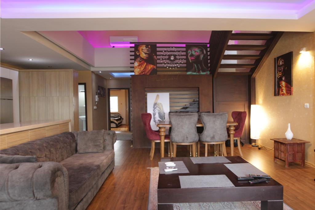 اتاق پذیرایی