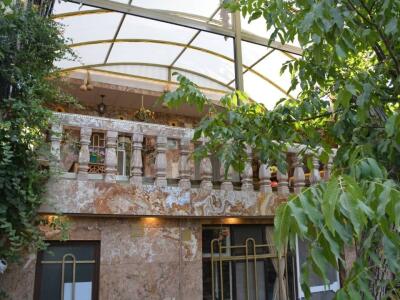 اقامتگاه بومگردی آتاباغی شهرستان اسکوبافضای۶۰۰متر