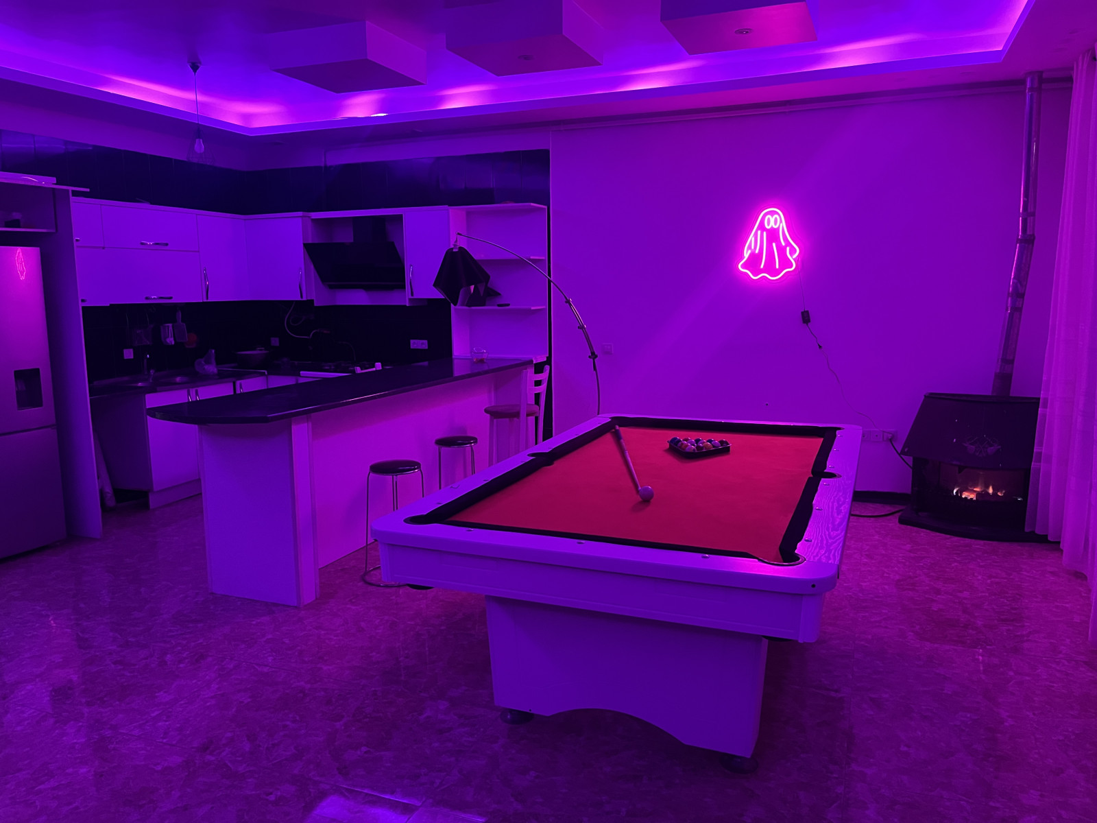 بیلیاردوپذیرایی