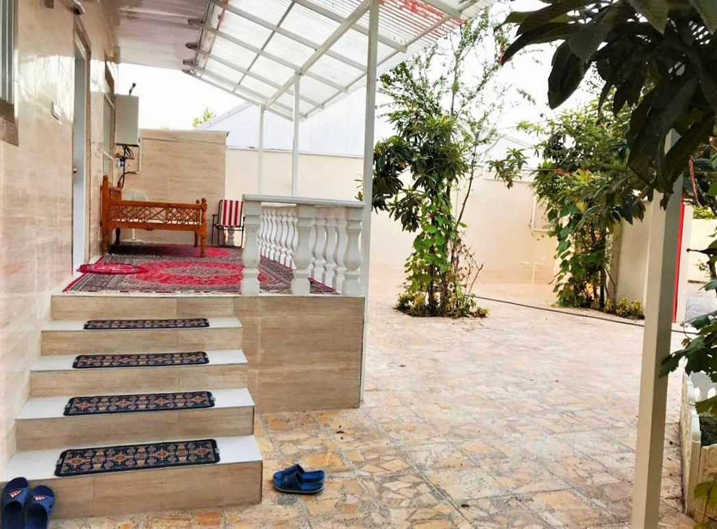 حیاط