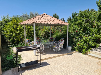 ویلا باغ. دوخوابه. استخر روباز ویلا باغ. دوخوابه. استخر روباز