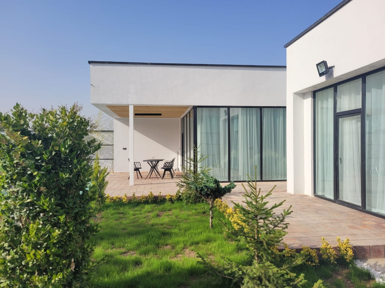 نمای ساختمان