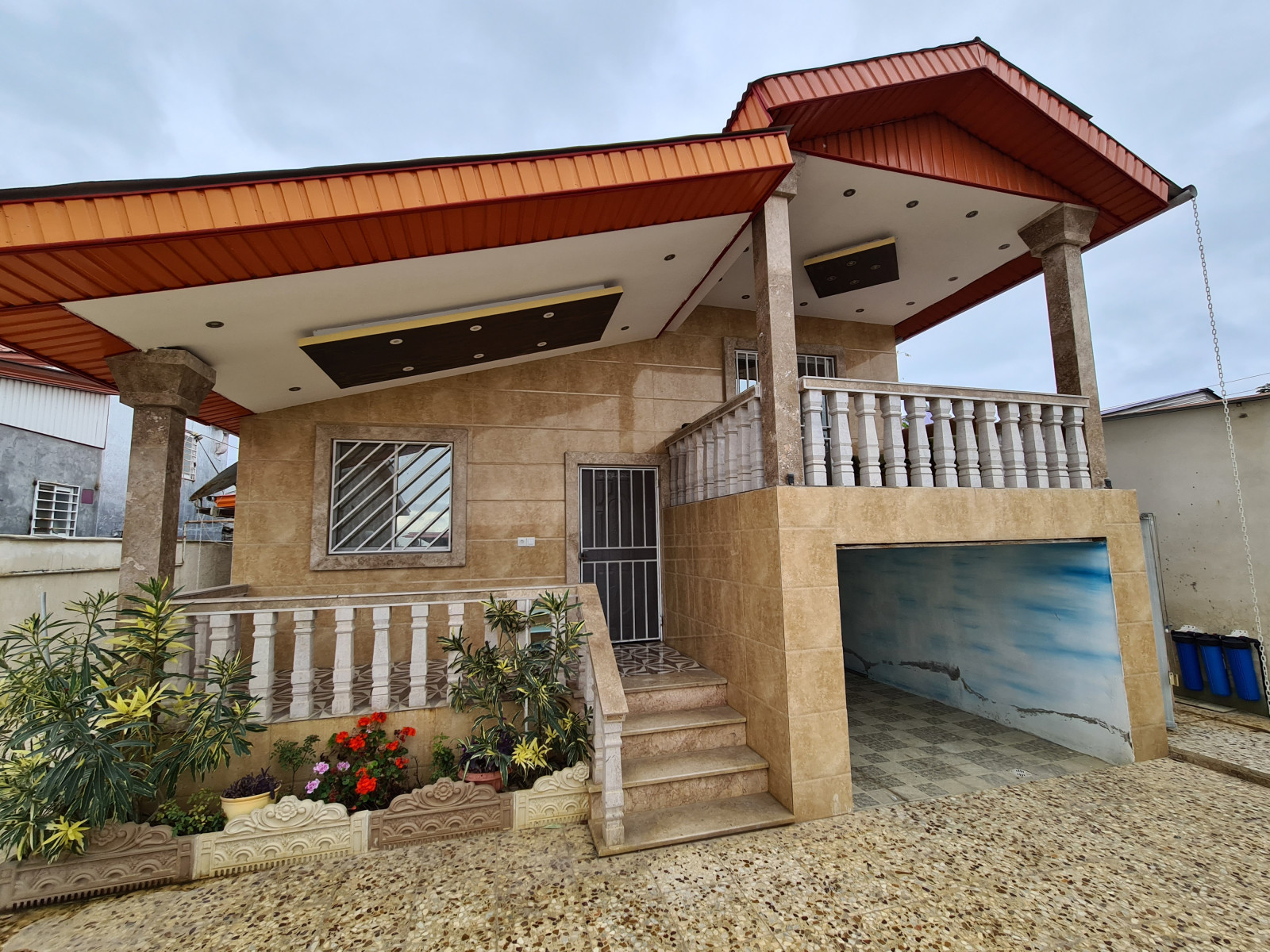 نمای ساختمان