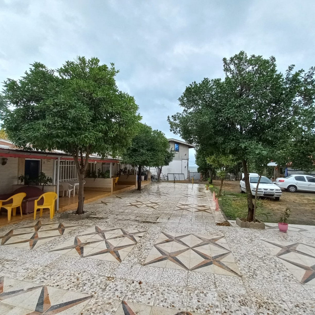 محوطه حیاط محوطه حیاط