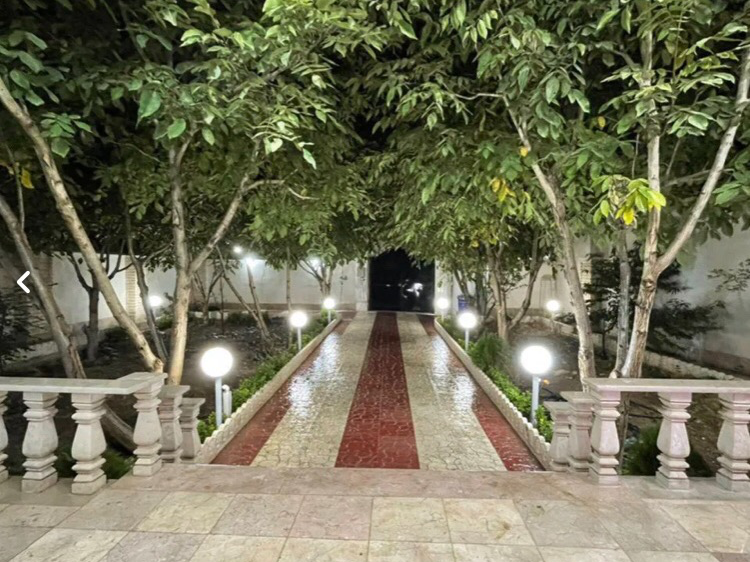 حیاط