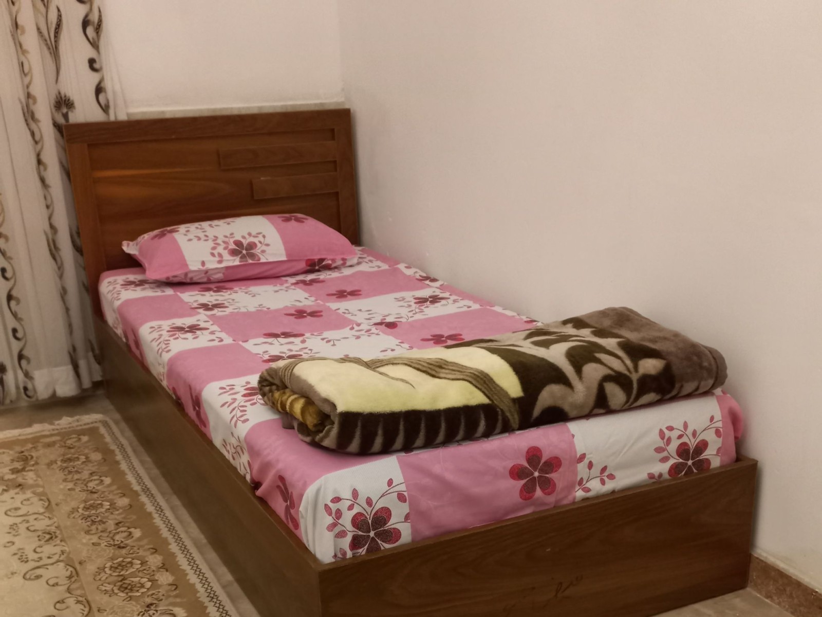 تخت یک نفره