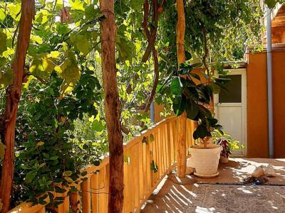 اقامتگاه بومگردی رویین دژ - دژ 2