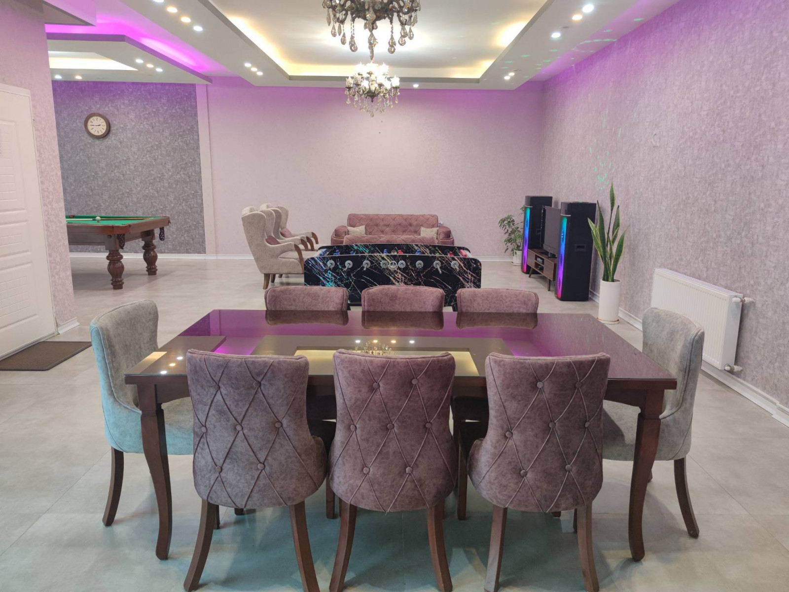 میز ناهارخوری ۸ نفره میز ناهارخوری ۸ نفره