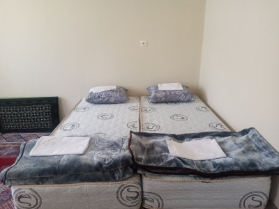 سوئیت تمیز نقلی در الموت شرقی  - واحد 1