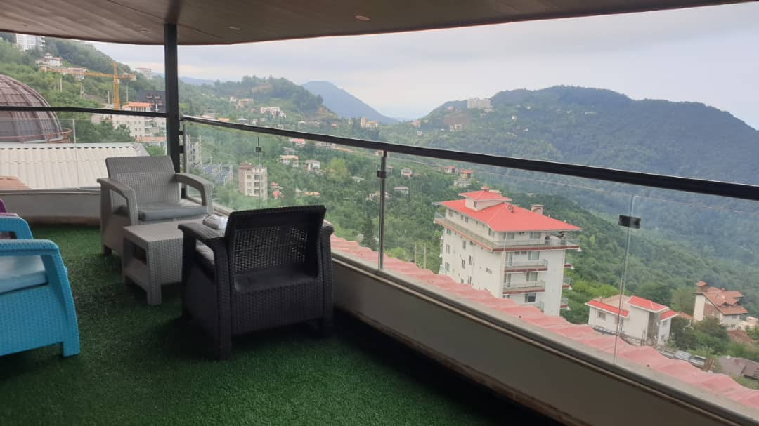 چشم انداز و تراس