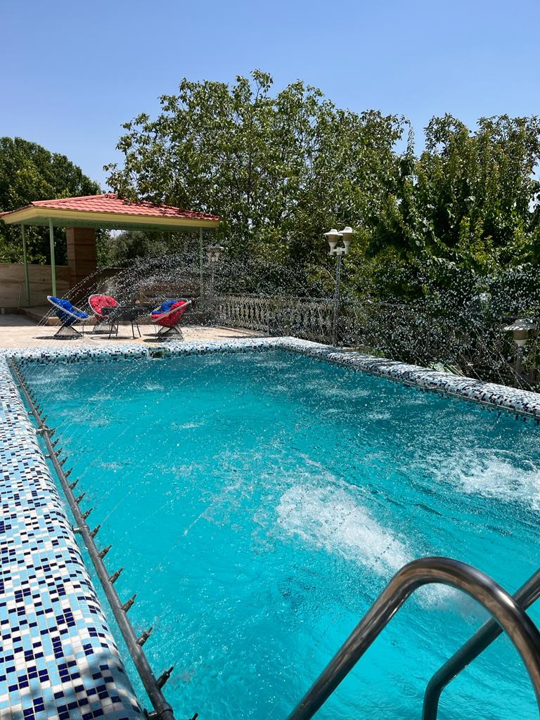 استخر استخر