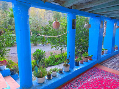 اقامتگاه پارسا - طبقه پایین