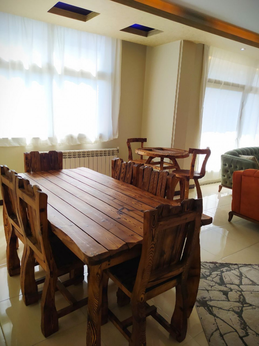 میز غذاخوری میز غذاخوری