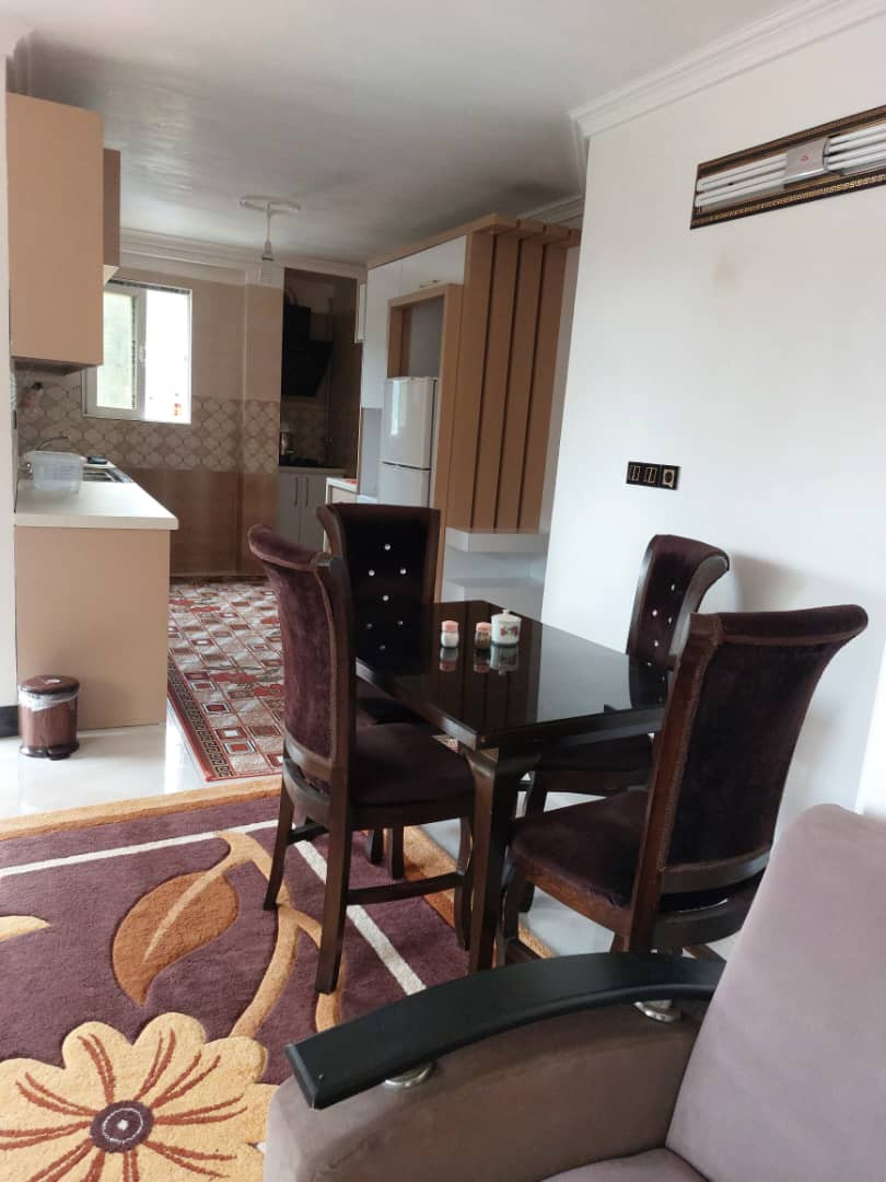 میز غذاخوری